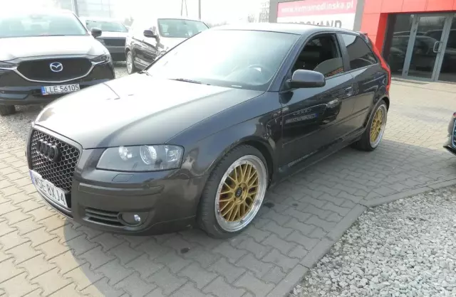 AUDI A3 