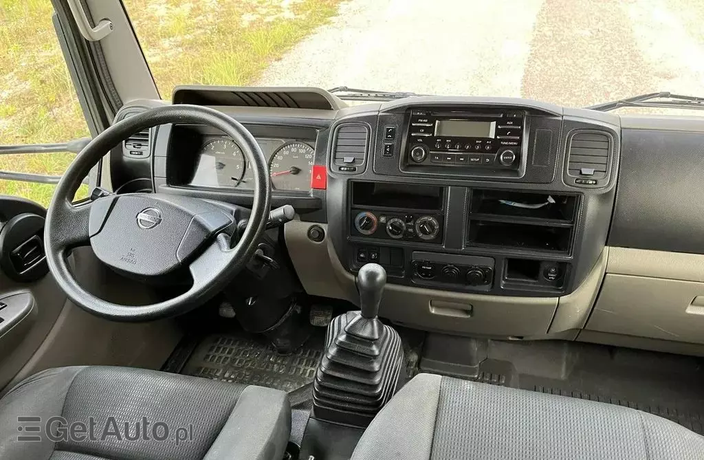 NISSAN Cabstar 