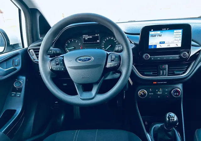 FORD Fiesta 1.1 COOL&CONNECT