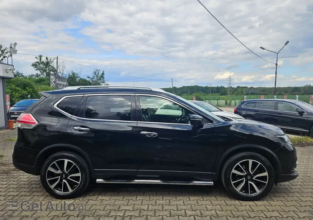 NISSAN X-Trail 1.6 DIG-T Tekna