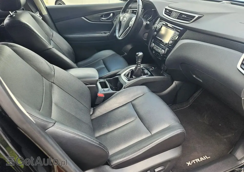 NISSAN X-Trail 1.6 DIG-T Tekna