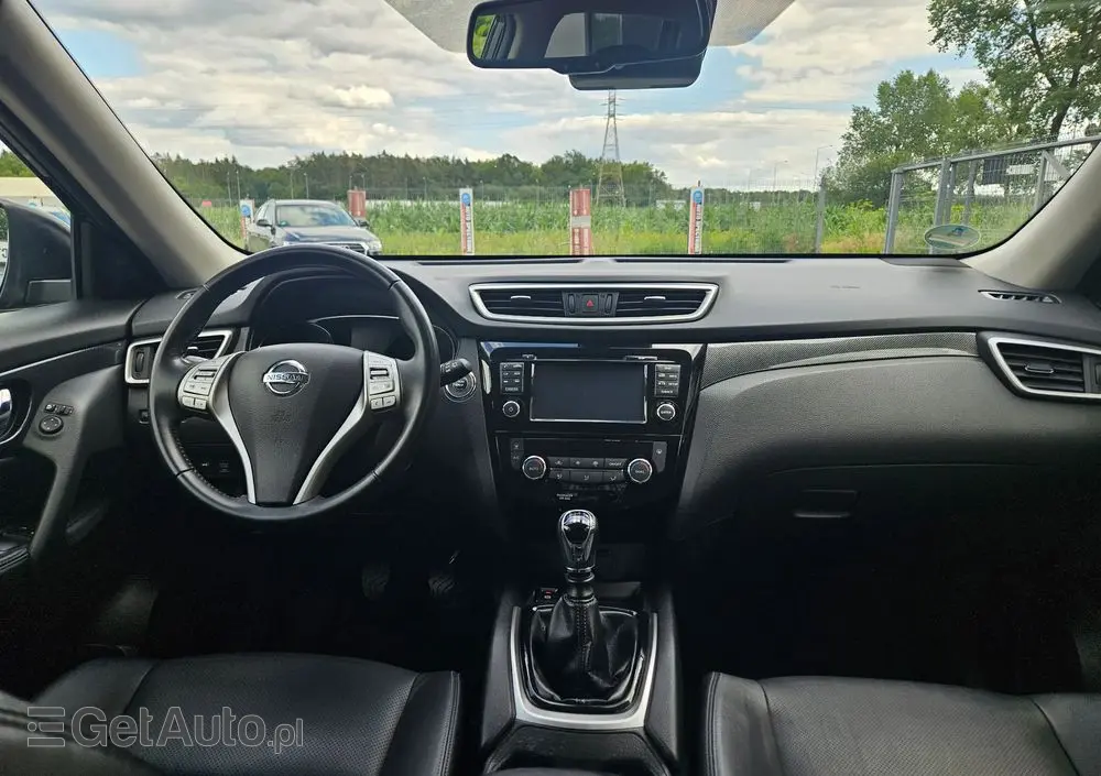 NISSAN X-Trail 1.6 DIG-T Tekna