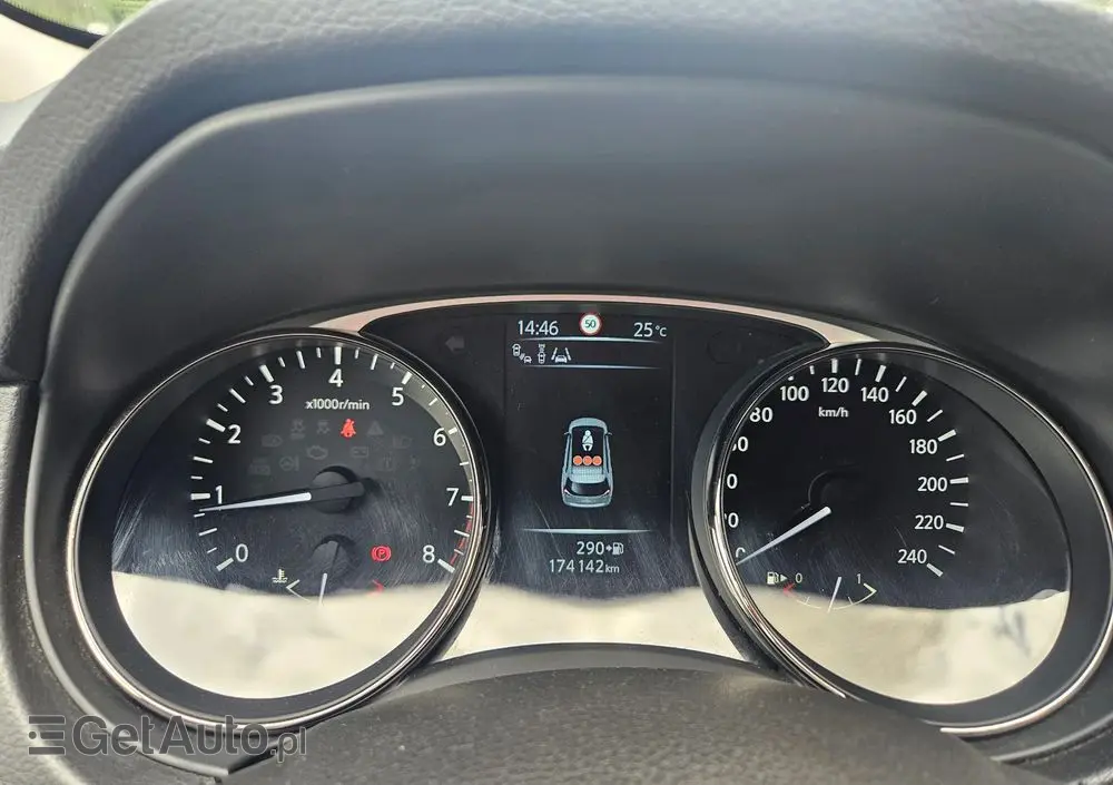 NISSAN X-Trail 1.6 DIG-T Tekna