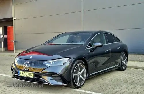 MERCEDES-BENZ EQE 