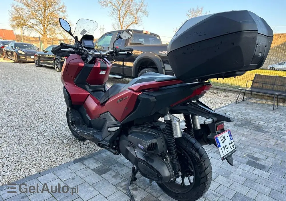 HONDA ADV350 