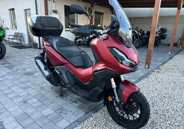 HONDA ADV350 