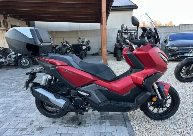 HONDA ADV350 