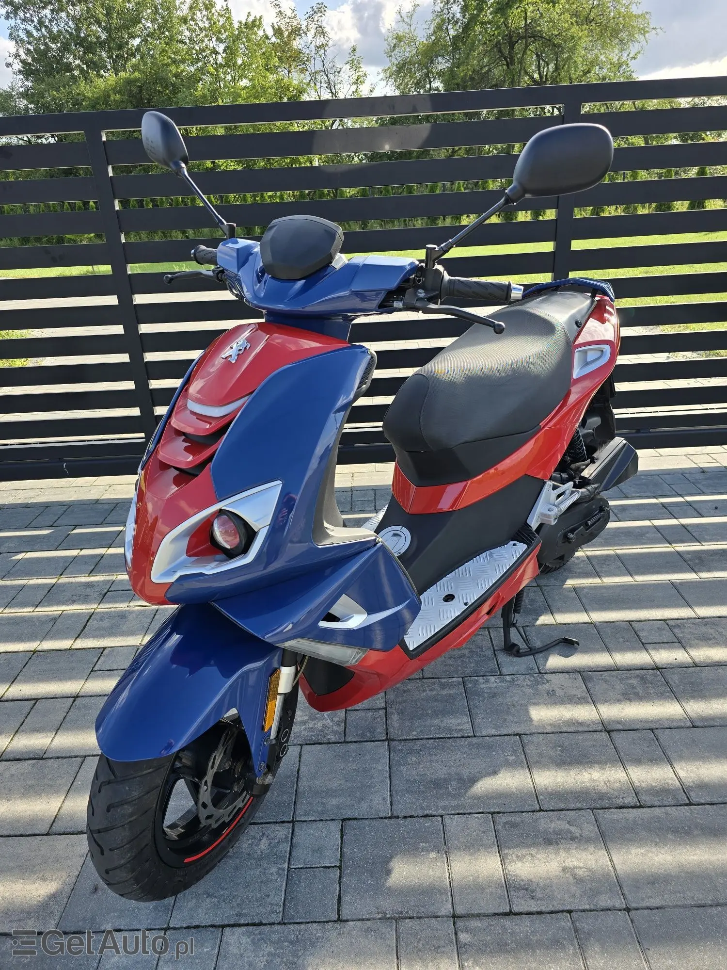 PEUGEOT Speedfight 4 