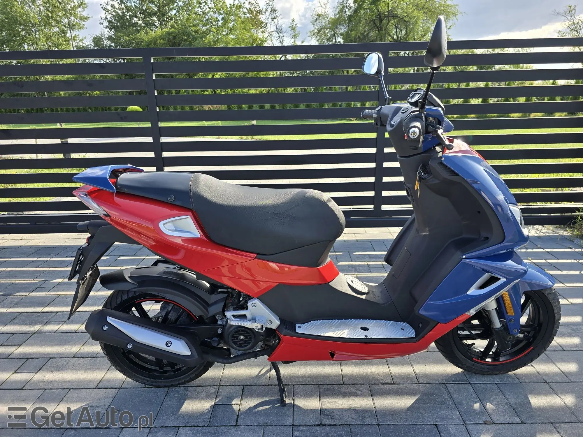 PEUGEOT Speedfight 4 