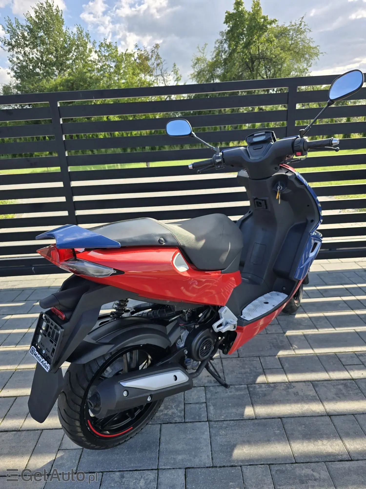 PEUGEOT Speedfight 4 