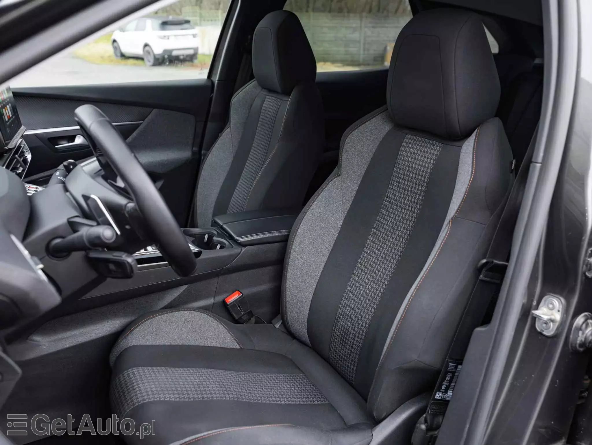 PEUGEOT 3008 BlueHDi 130 Stop & Start EAT8 Active Business-Paket