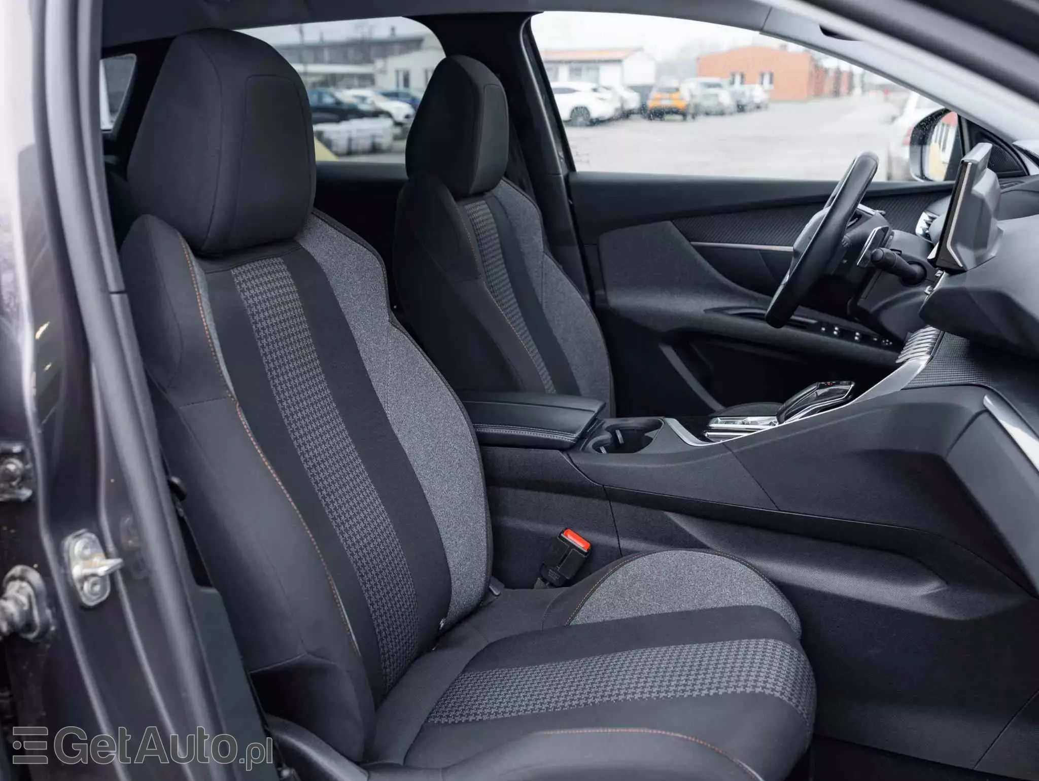 PEUGEOT 3008 BlueHDi 130 Stop & Start EAT8 Active Business-Paket