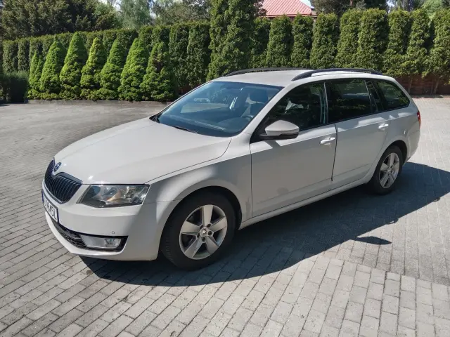 SKODA Octavia 