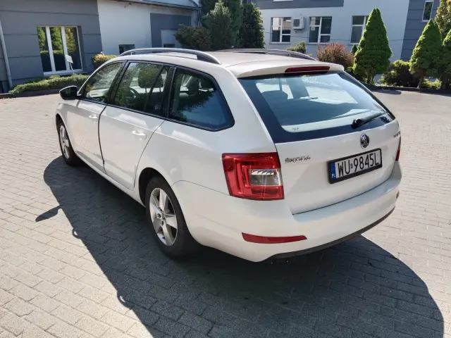 SKODA Octavia 