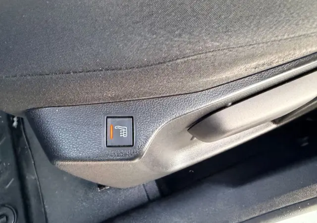 PEUGEOT Partner  21r 130 HK Niski przebieg 1wł ASO 5 dzwi Euro6.2/ford/opel/citroen 