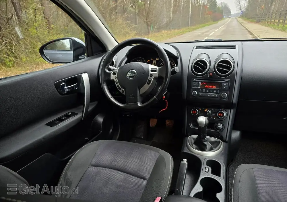 NISSAN Qashqai 1.6 acenta