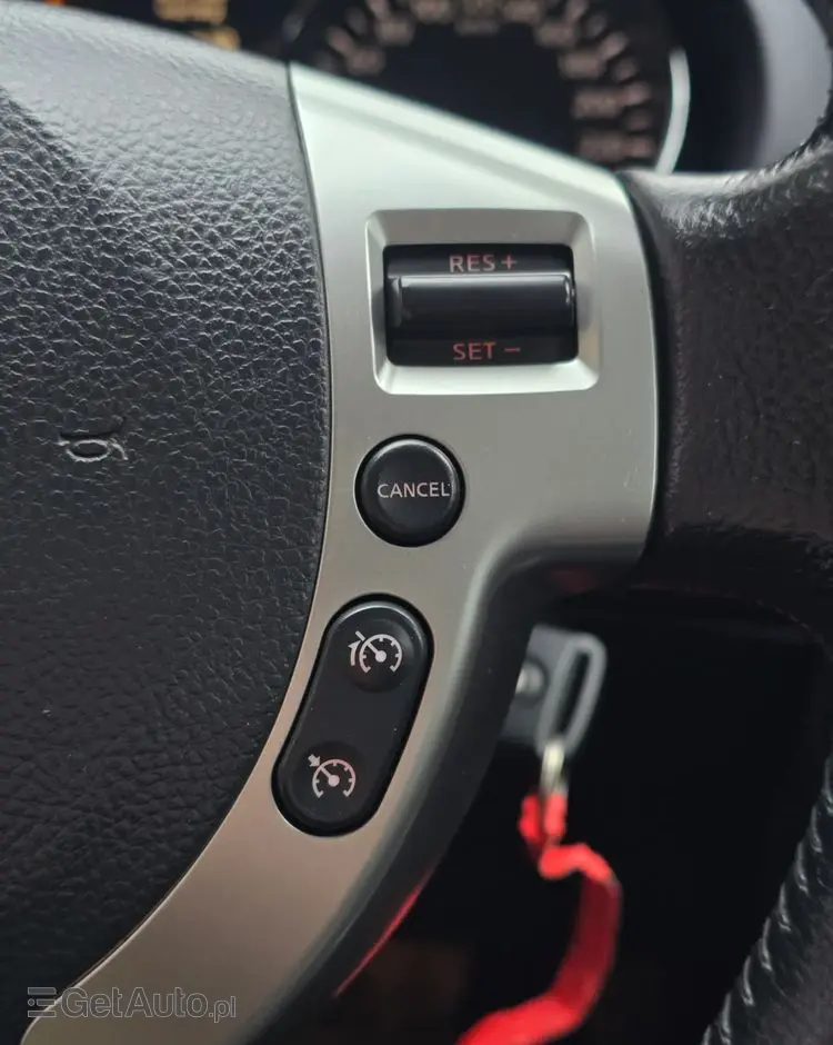 NISSAN Qashqai 1.6 acenta