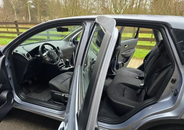 NISSAN Qashqai 1.6 acenta