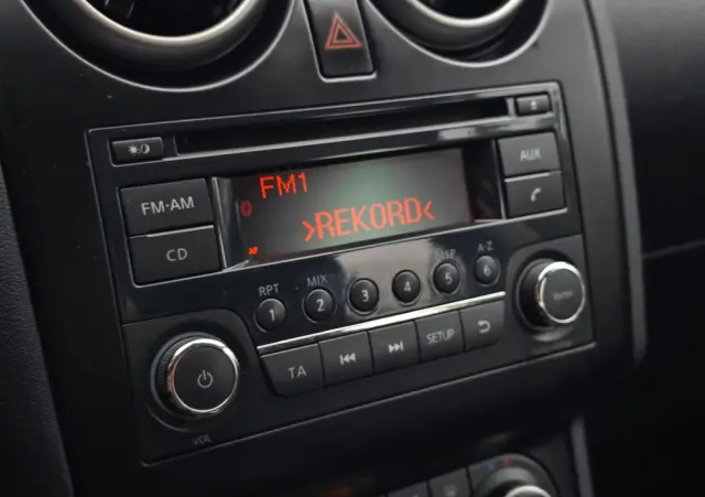 NISSAN Qashqai 1.6 acenta