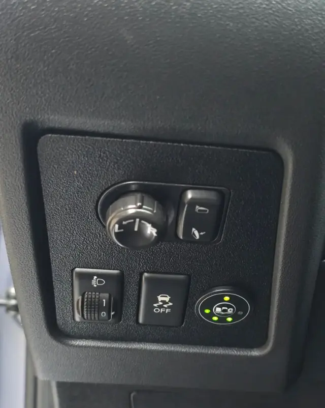 NISSAN Qashqai 1.6 acenta