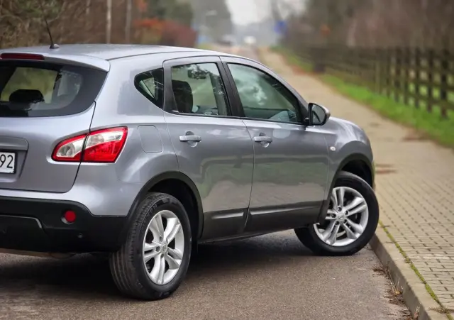 NISSAN Qashqai 1.6 acenta