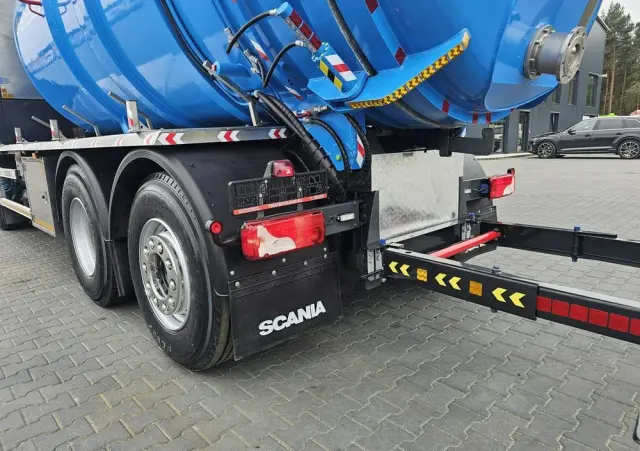 SCANIA Disab Centurion P210/9 Ładowarka próżniowa ssąca 
