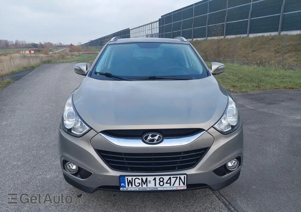 HYUNDAI Ix35 2.0 Premium 2WD