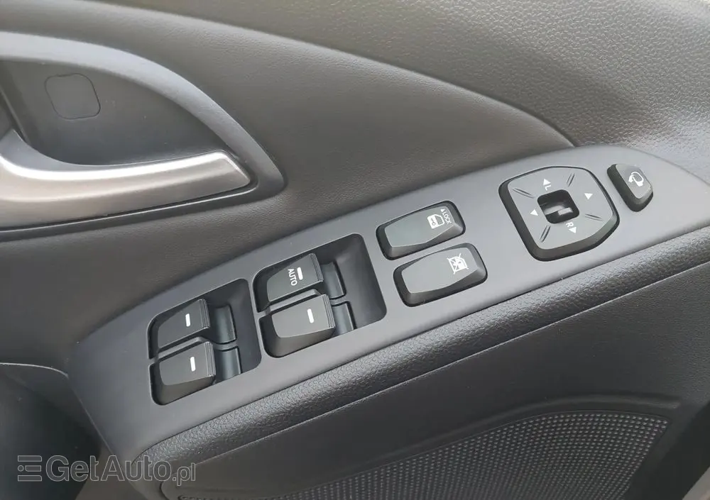 HYUNDAI Ix35 2.0 Premium 2WD