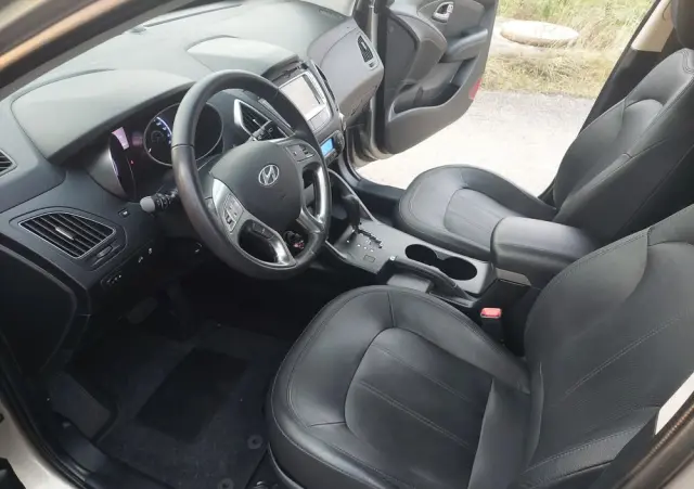 HYUNDAI Ix35 2.0 Premium 2WD