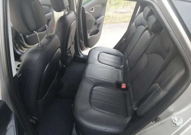 HYUNDAI Ix35 2.0 Premium 2WD