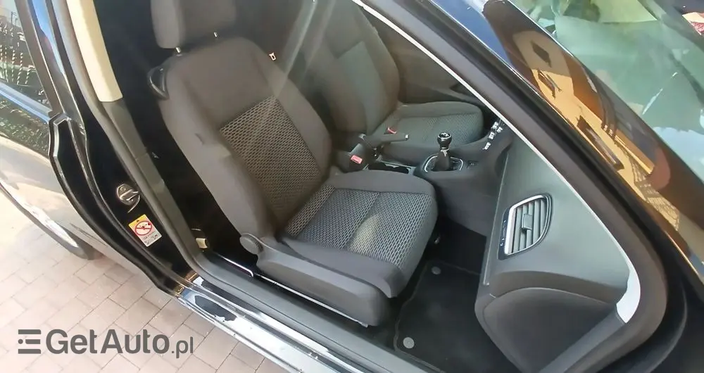 VOLKSWAGEN Golf 1.4 Edition