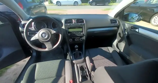 VOLKSWAGEN Golf 1.4 Edition