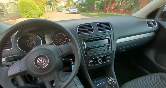 VOLKSWAGEN Golf 1.4 Edition