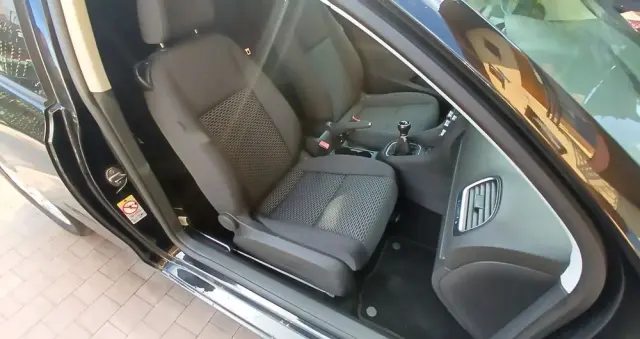 VOLKSWAGEN Golf 1.4 Edition