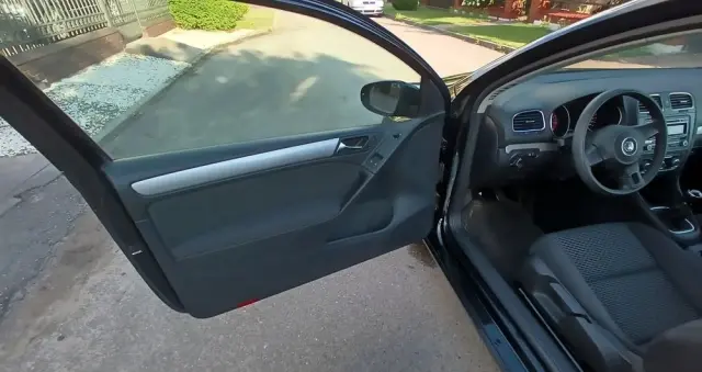 VOLKSWAGEN Golf 1.4 Edition