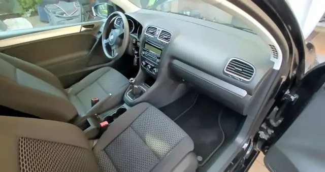 VOLKSWAGEN Golf 1.4 Edition