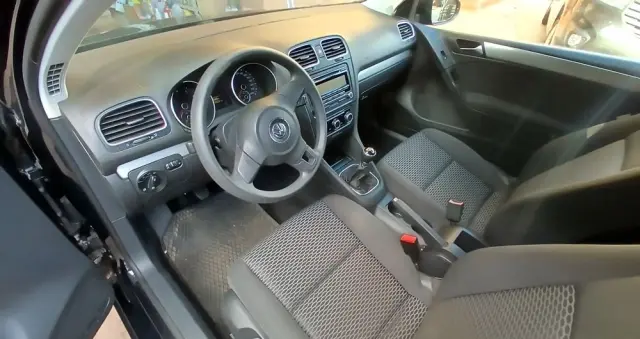 VOLKSWAGEN Golf 1.4 Edition