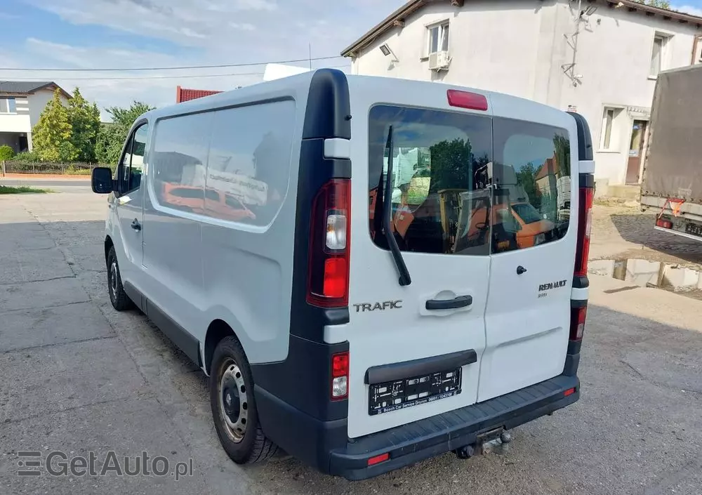 RENAULT TRAFIC 