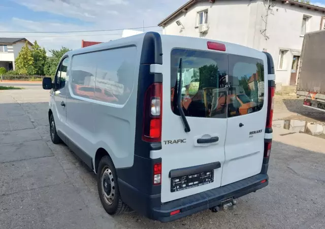 RENAULT TRAFIC 