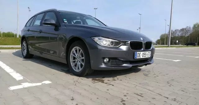 BMW Seria 3 320d Touring xDrive Sport-Aut Luxury Line