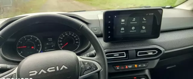 DACIA Sandero TCe 90 Essential