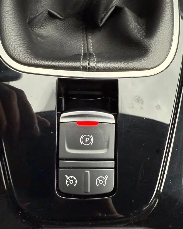 RENAULT Koleos 2.0 dCi Intens 4x4