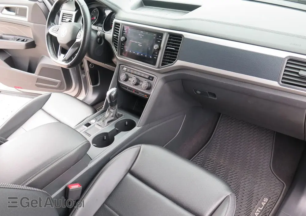 VOLKSWAGEN Atlas 