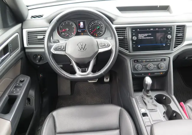VOLKSWAGEN Atlas 