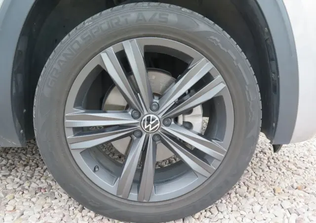 VOLKSWAGEN Atlas 