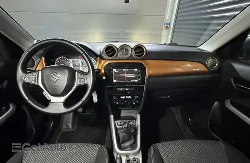 SUZUKI Vitara 