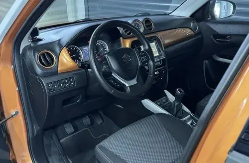 SUZUKI Vitara 