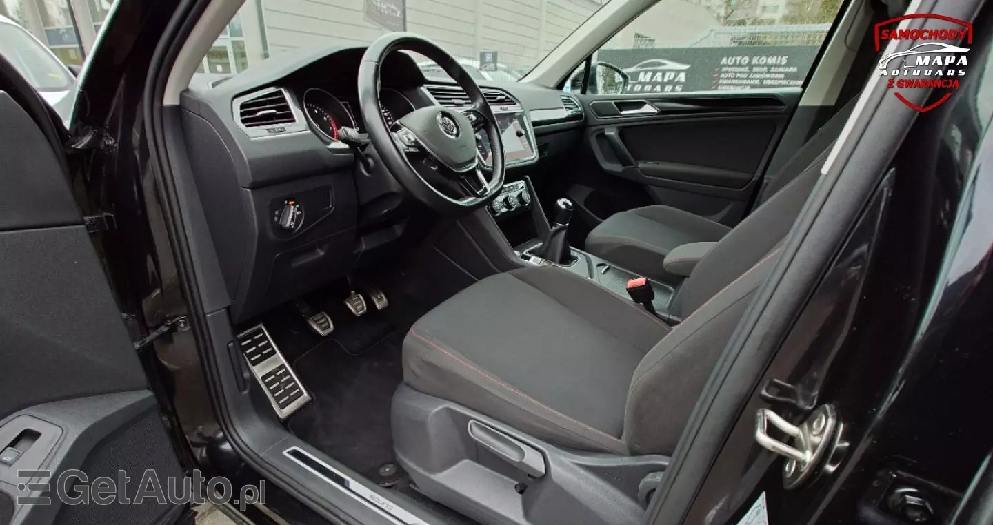 VOLKSWAGEN Tiguan 