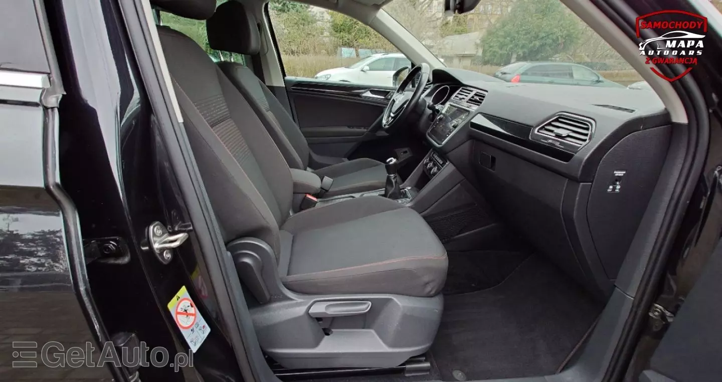 VOLKSWAGEN Tiguan 