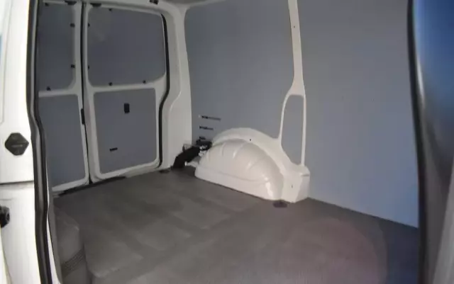 VOLKSWAGEN TRANSPORTER T6.1 IDEALNY 